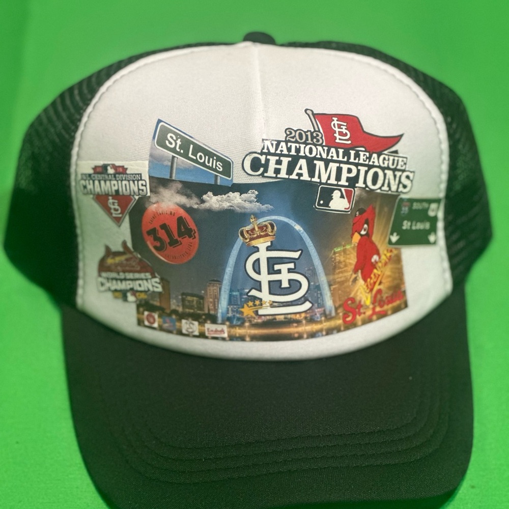 Trucker hat